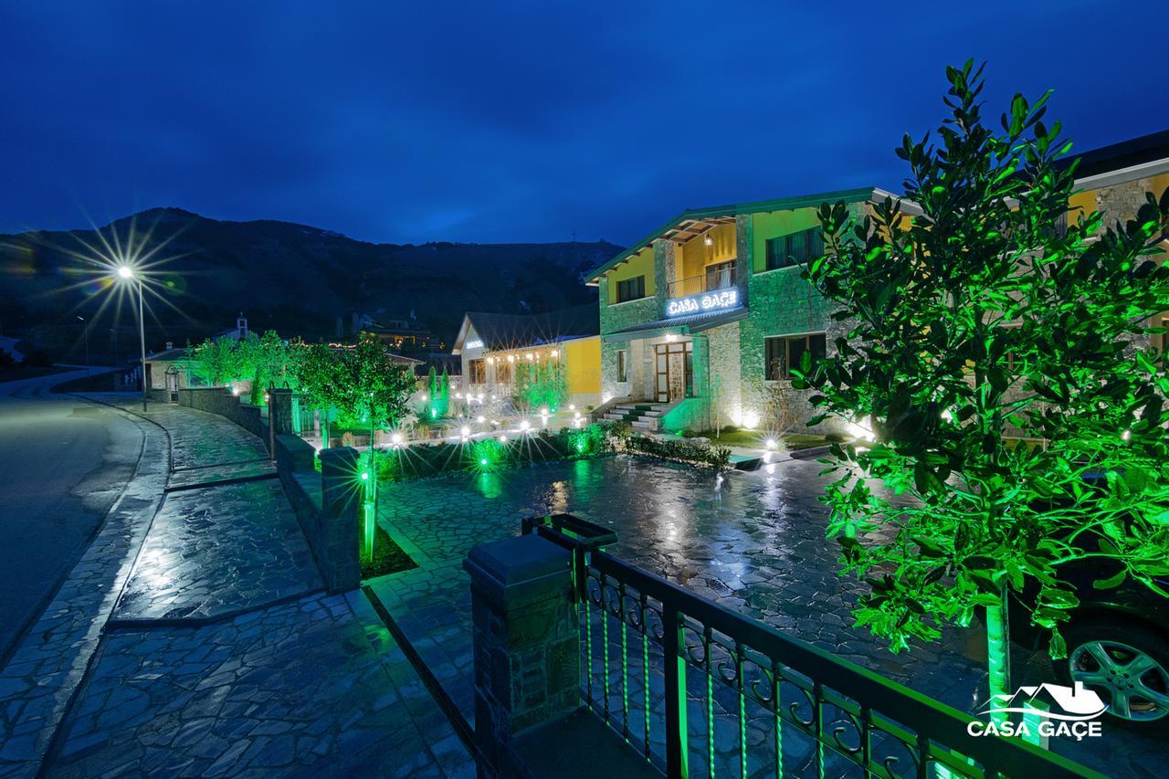 Casa Gace Hotel Корча Экстерьер фото