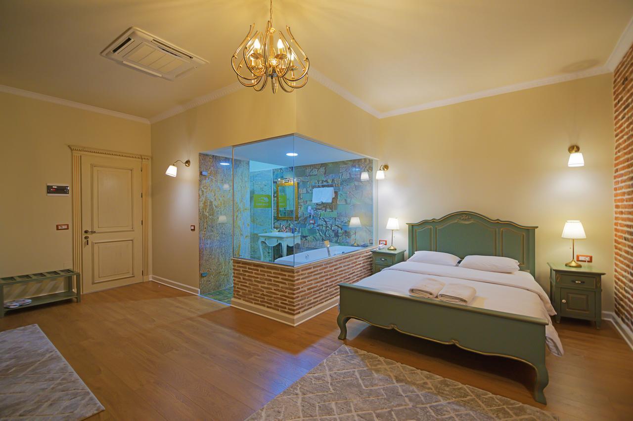 Casa Gace Hotel Корча Экстерьер фото